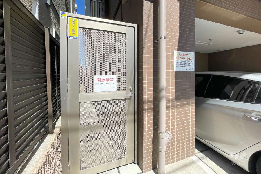 駐輪場の出入り口