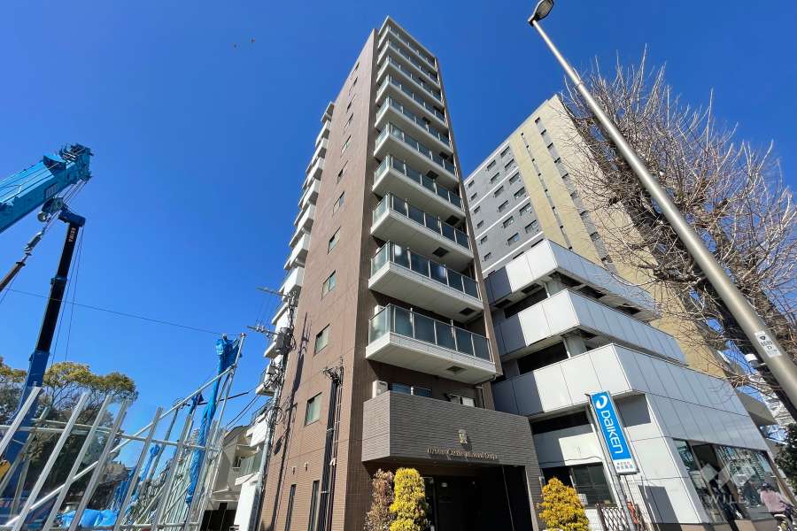 アーバンキャッスル南千住の外観（南東側から）