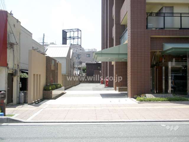 駐車場の出入り口