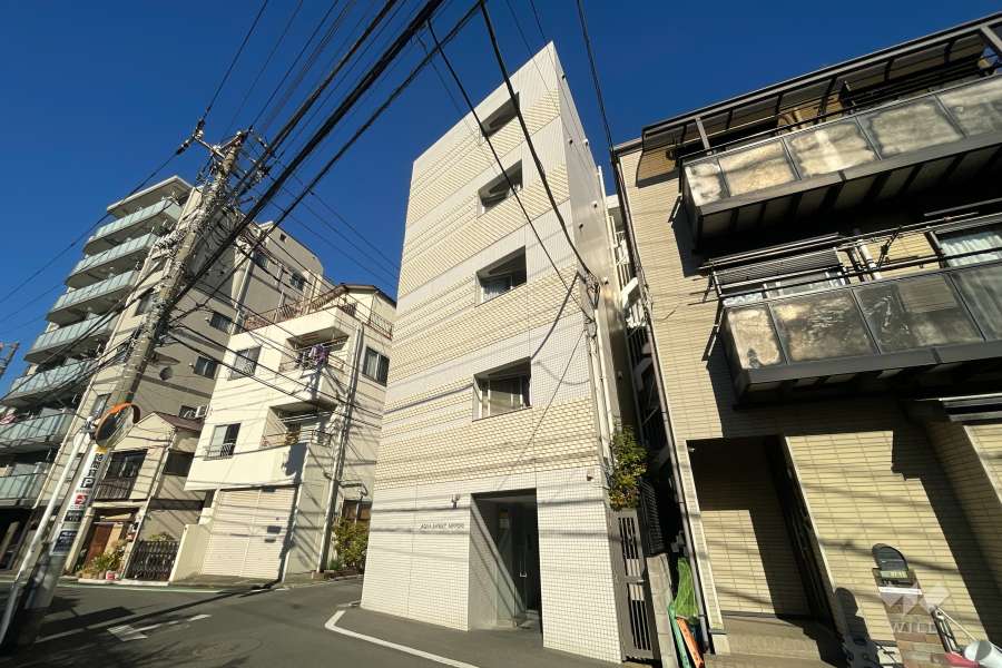 アクアスウィート日暮里の外観（南東側から）