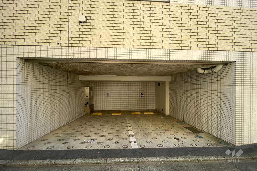 敷地内駐車場（屋内平面式）