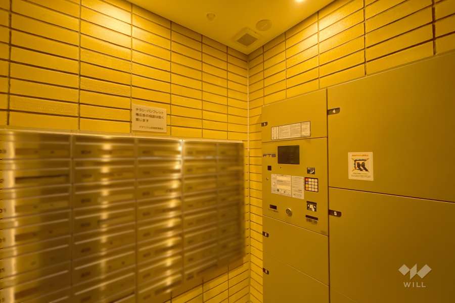 宅配ボックスと共用ポスト