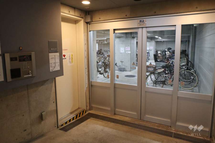 駐輪場入口