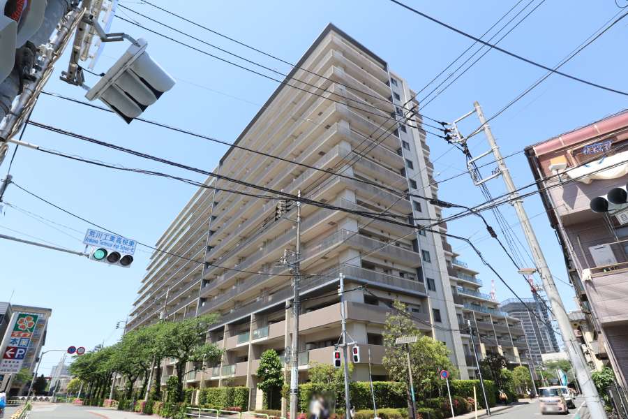 東京フォレストミッドガーデンシティザテラスの外観（南東側から）