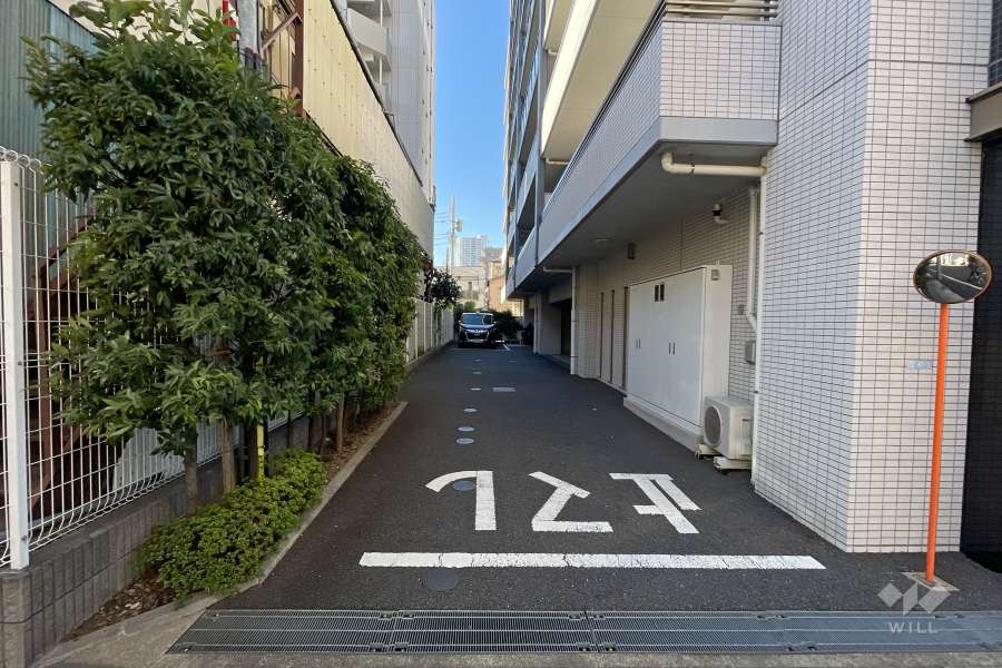 駐車場の出入り口