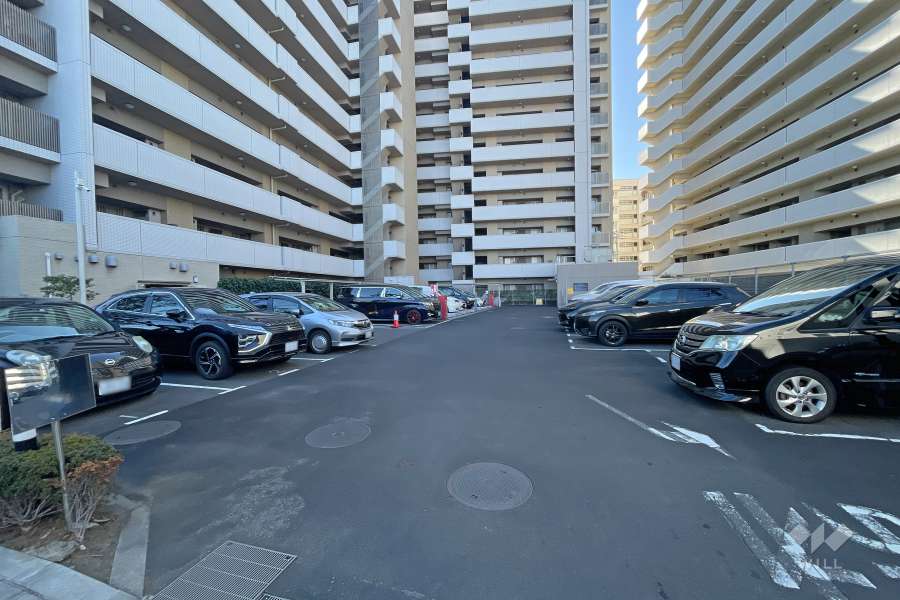 敷地内駐車場（屋外平面式）
