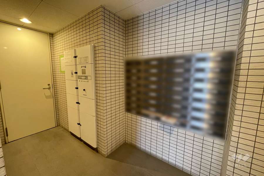 共用ポストと宅配ボックス