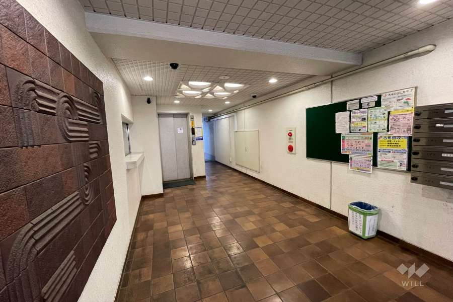 エントランスホール