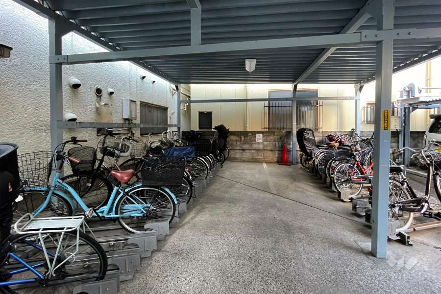駐輪場