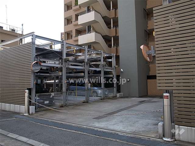 敷地内駐車場（ロボットゲート付き　屋外機械式）