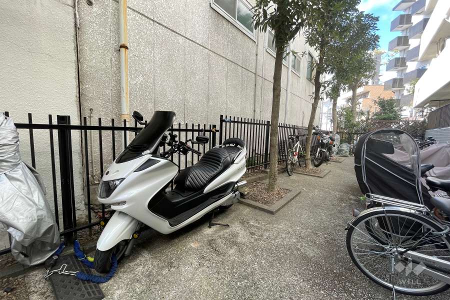 バイク置場