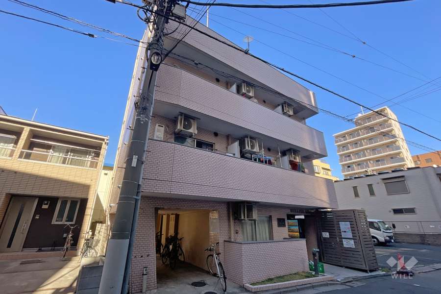 マリオン鶯谷第二の外観（南西側から）