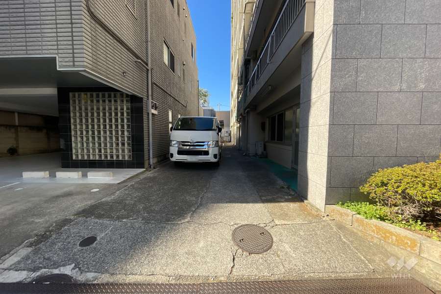 敷地内駐車場（屋外平面式）