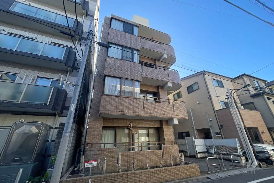 朝日プラザ荒川遊園の外観（北東側から）