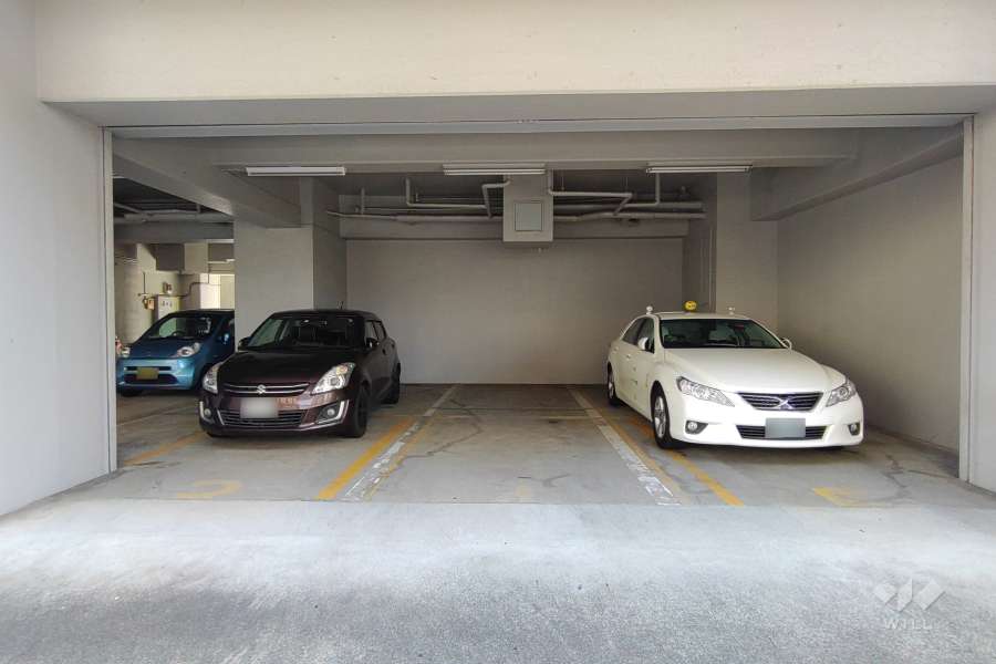 敷地内駐車場（屋内平面式）
