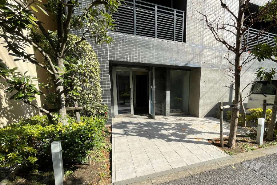 エントランスアプローチ