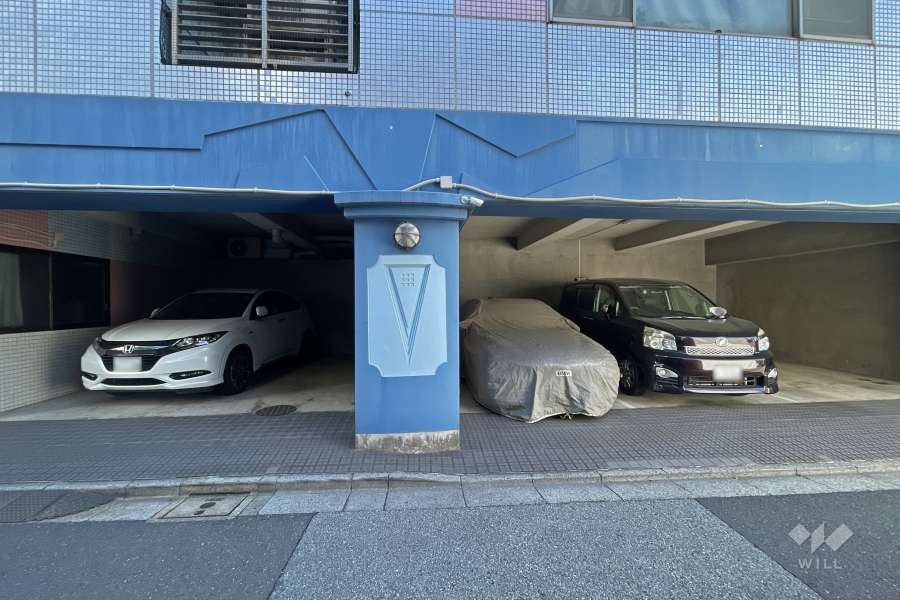 敷地内駐車場（屋内平面式）