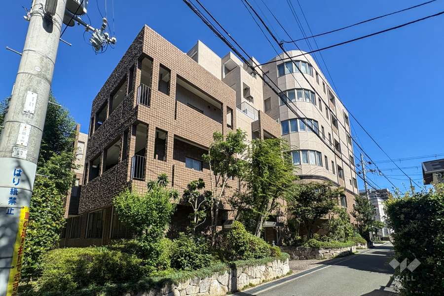 グランドメゾン池田満寿美町の外観（南西側から）