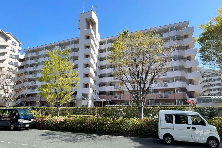 けやき通り南弐番館の外観（北西側から）