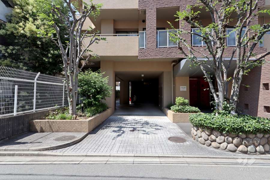 駐車場の出入り口