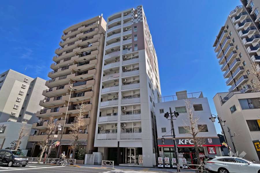 グランベル東京シークの外観（南西側から）