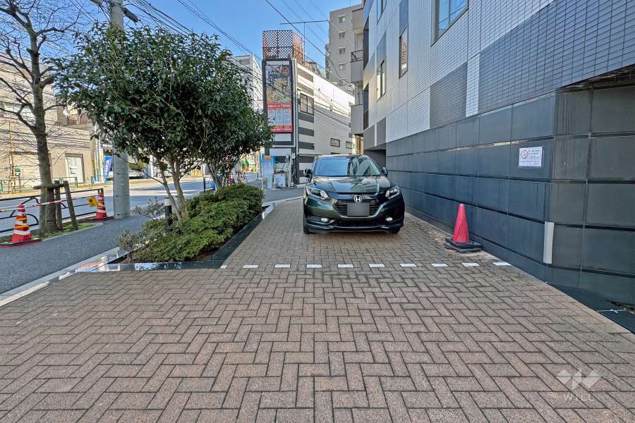 敷地内駐車場（屋外平面式）