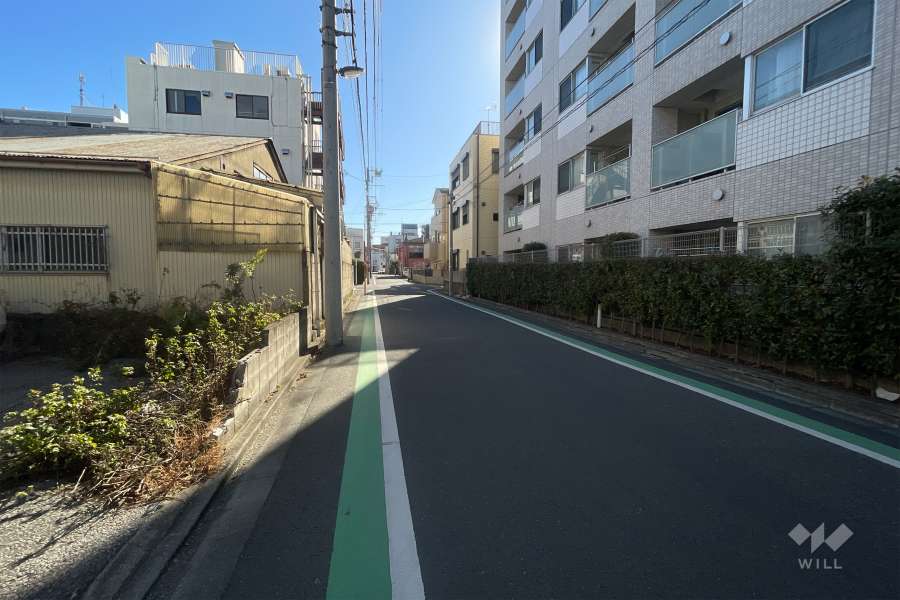 敷地東側の前面道路　