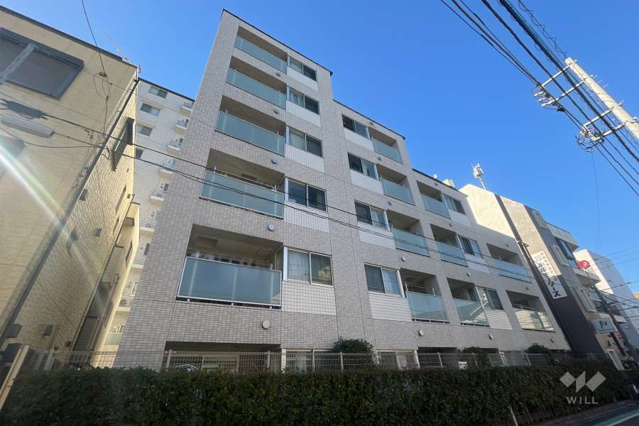 プレジール尾久ステーションマークスの外観（南東側から）　