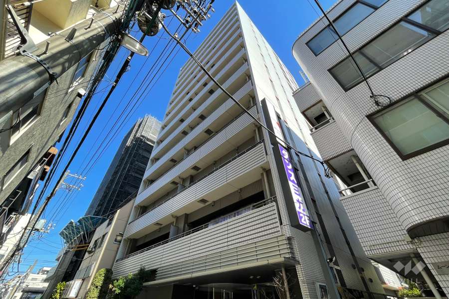 デュオシティ西日暮里ステーシアの外観（南西側から）