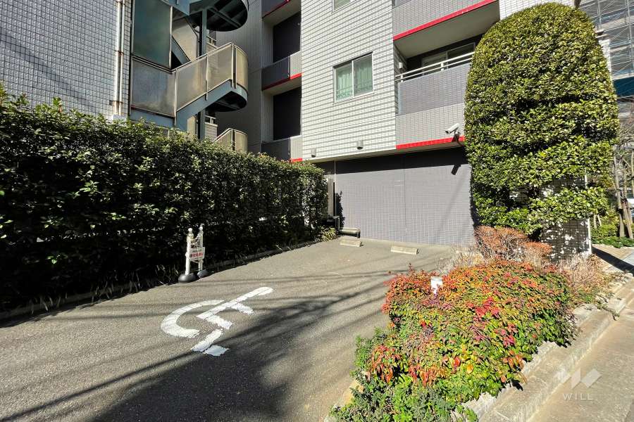 敷地内駐車場（屋外平面式）