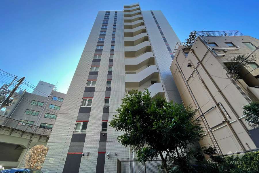 デュオシティ西日暮里ステーシアの外観（北側から）