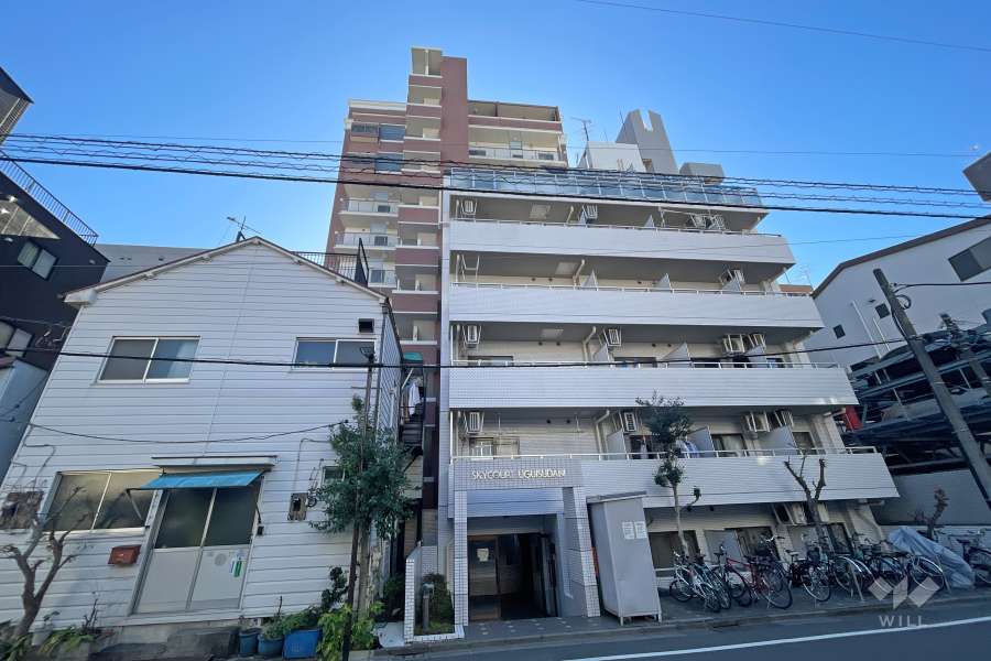 スカイコート鶯谷の外観（北東側から）
