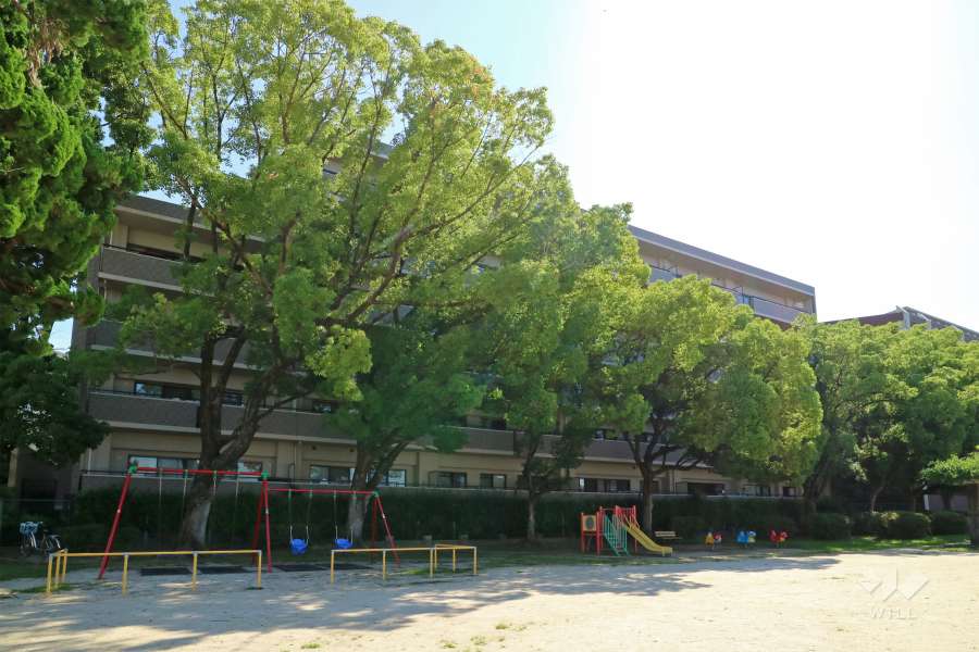ローレルコート池田城南の外観（南西側から）