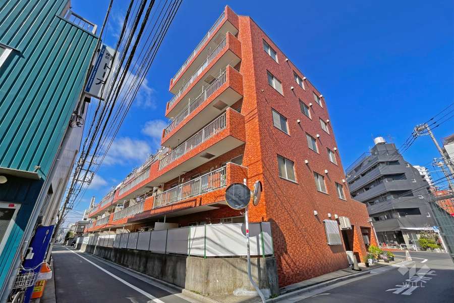 ユニライフ三ノ輪の外観（南東側から）