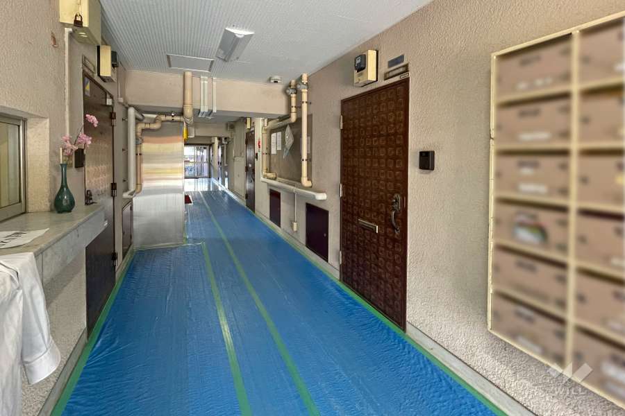 エントランスホール