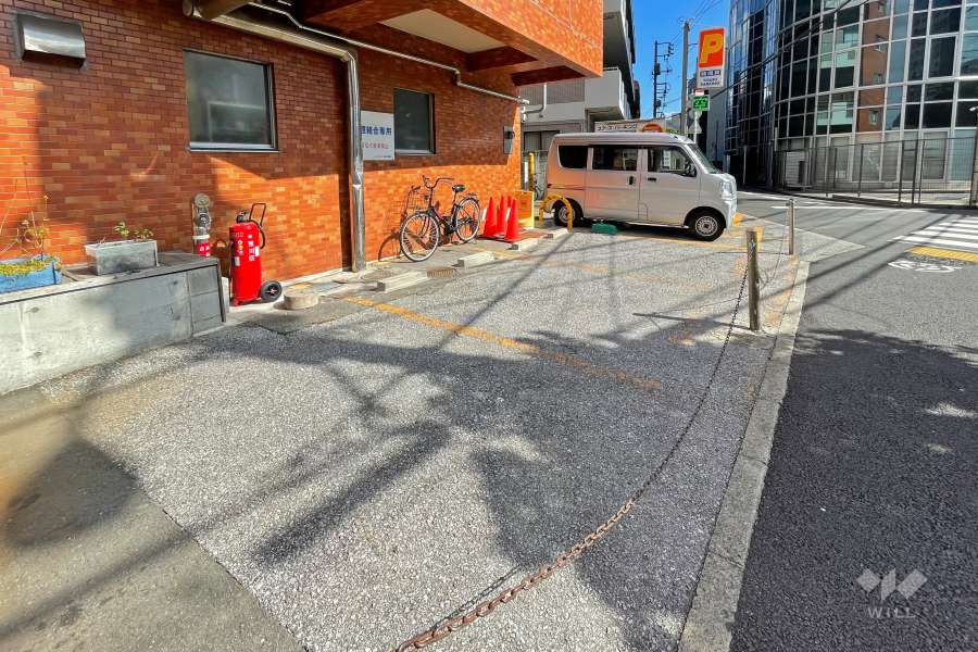 敷地内駐車場（屋外平面式）