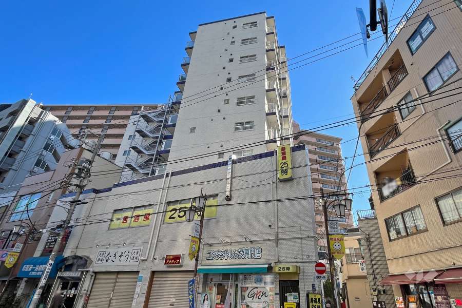 ダイアパレス町屋の外観(西側から)