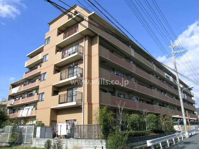 ベルク池田石橋2番館の外観（南東側から）