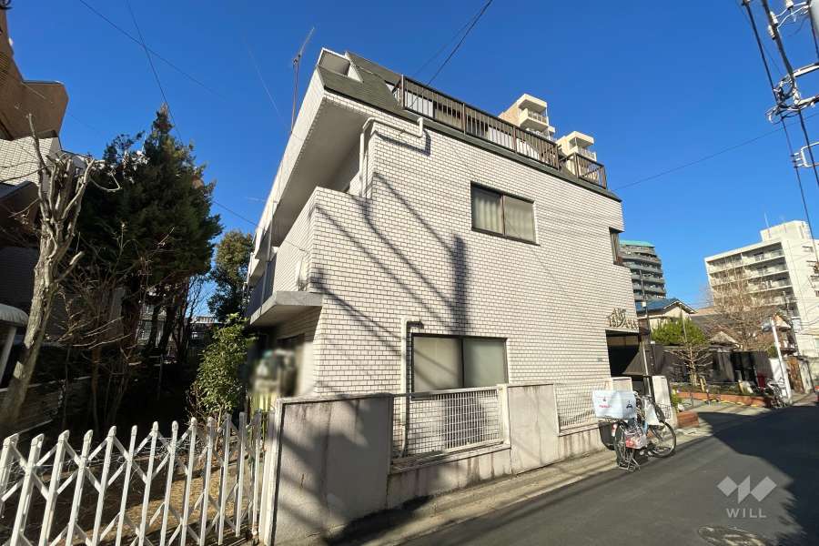 アート石山の外観（南東側から）