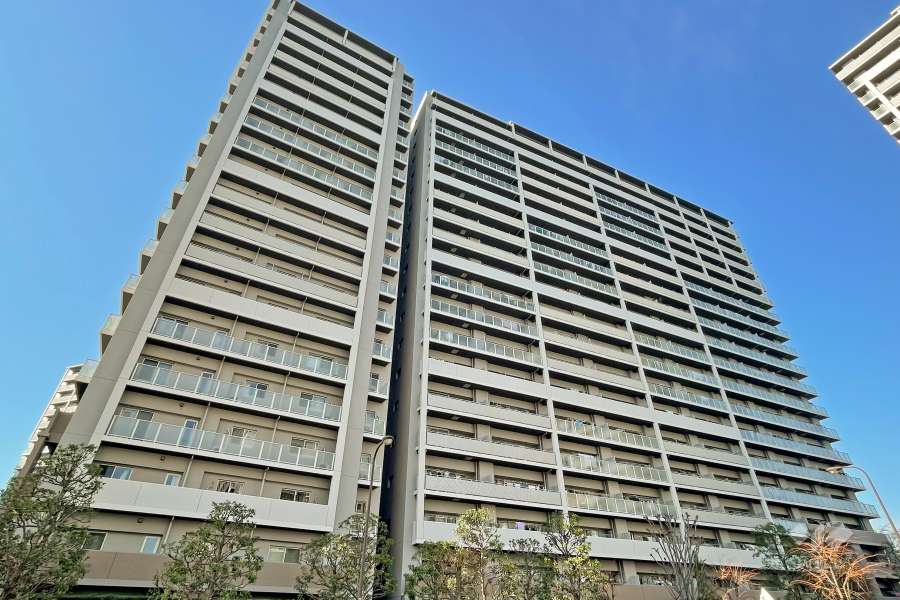 東京フロンティアシティアーバンフォートイーストブロックの外観（南東側から）