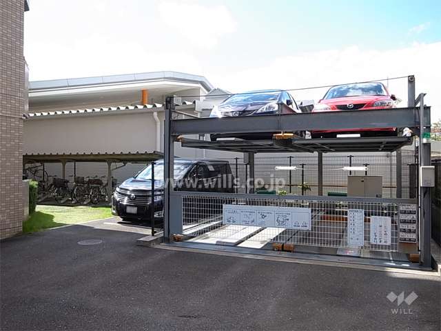 敷地内駐車場（機械式と平面式とがあります。）