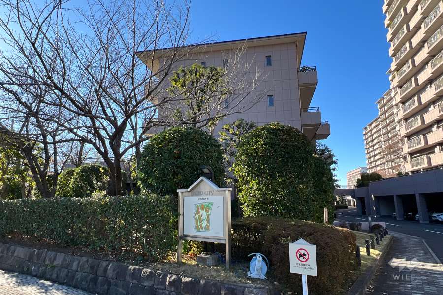 アクロシティAポートの外観（東側から）