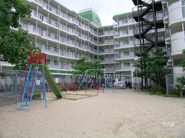 敷地に隣接した公園