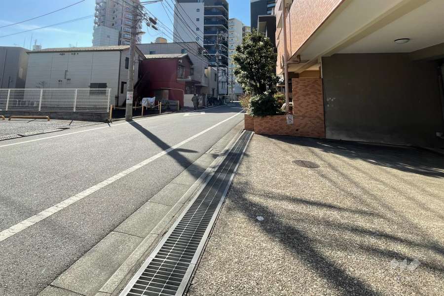 駐車場の出入り口