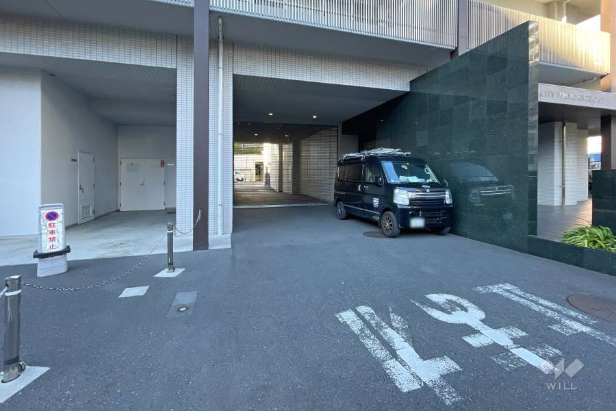 駐車場の出入り口