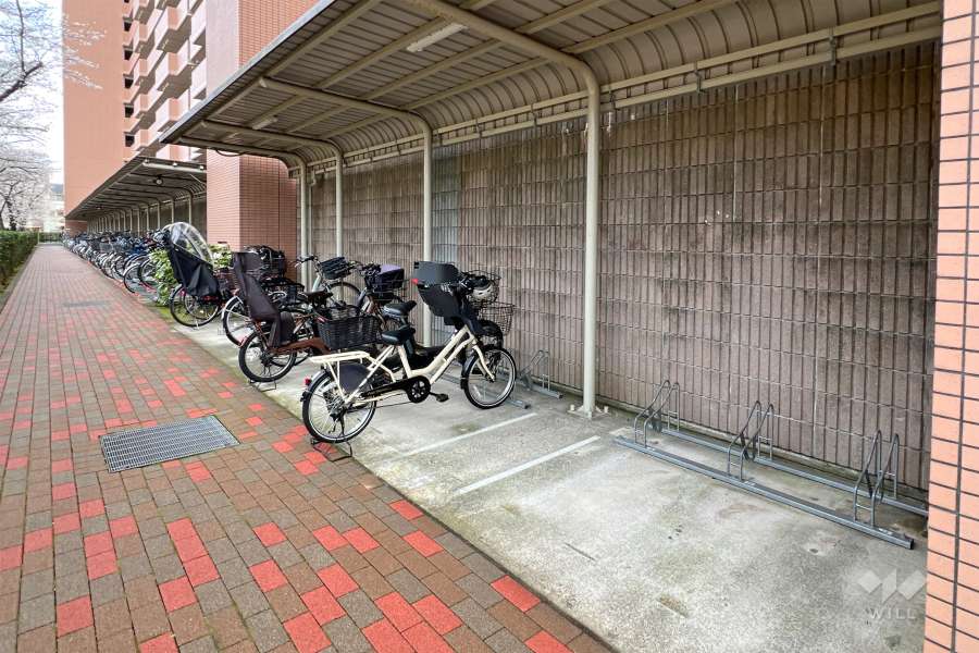 駐輪場（屋根付き）
