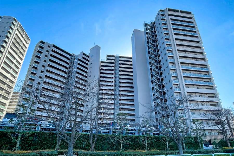 東京フロンティアシティアーバンフォートウエストブロックの外観（北東側から）