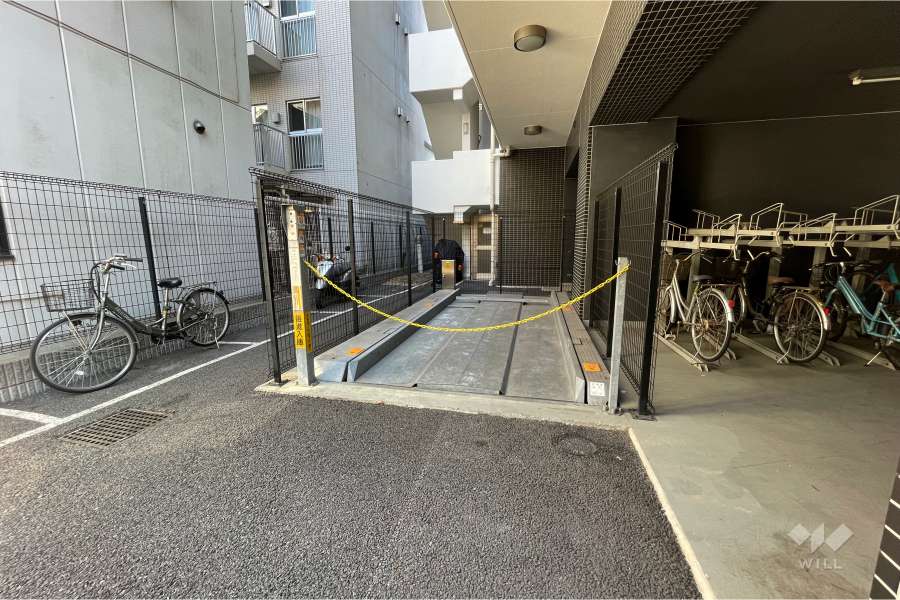 敷地内駐車場（屋外機械式）