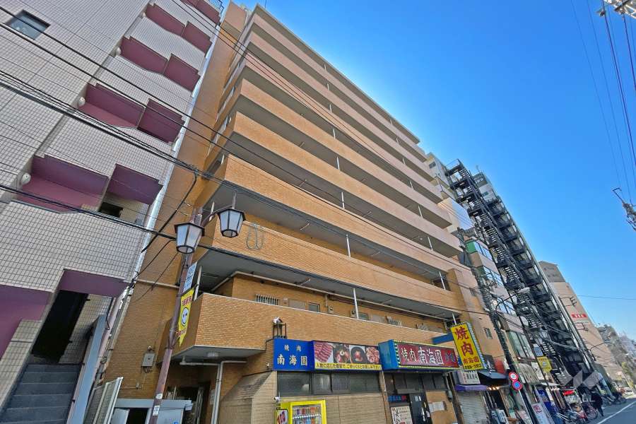 シティハイム町屋の外観（北側から）