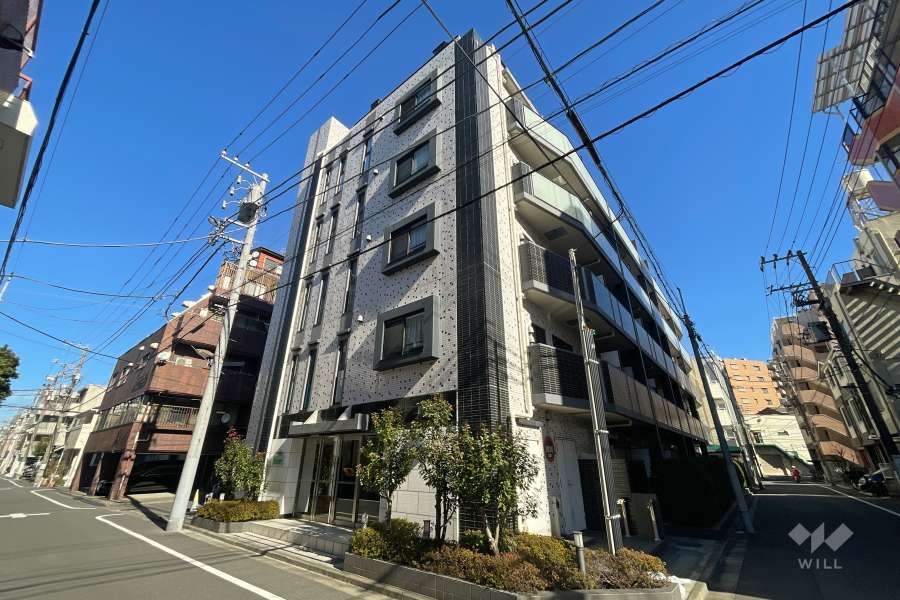 ザグランデレガーロ東日暮里の外観（南西側から）